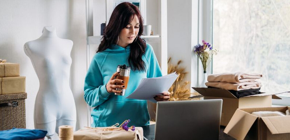 Travailleur indépendant et salarié en même temps, est-ce possible ?