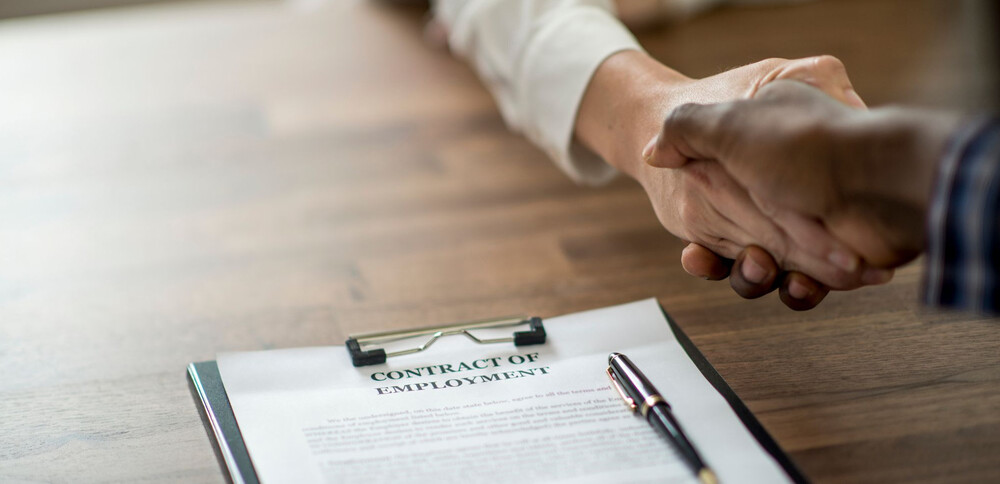 Tout savoir avant d'embaucher son premier salarié
